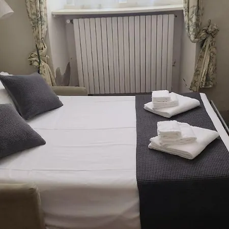 Luisa In Palazzo Bianchi *